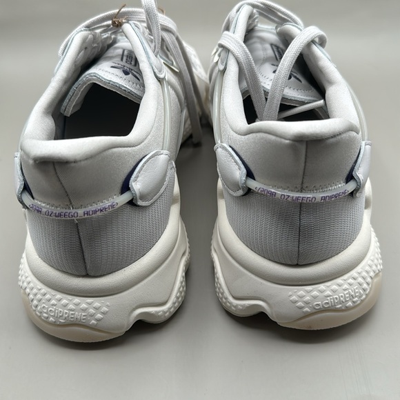 NWT! Adidas Ozweego Sneakers Men’s 11 Light Gray - Picture 7 of 12